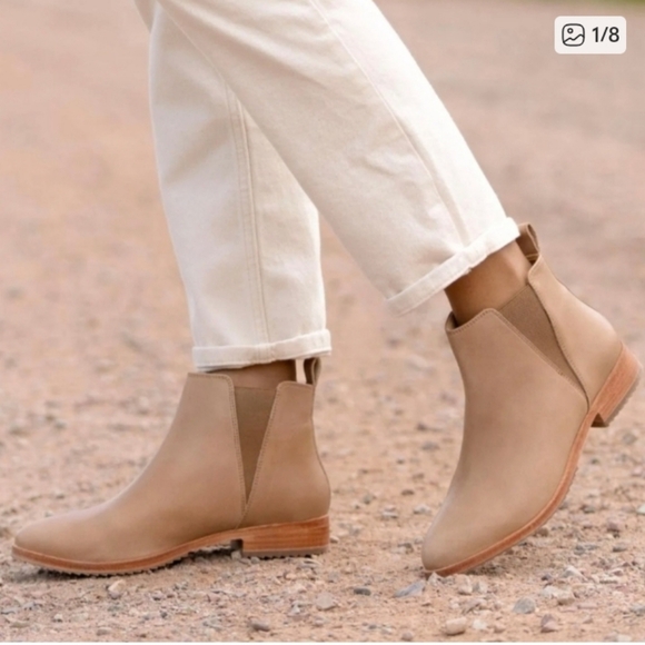 Nisolo Shoes - NWT.Nisolo Anthropology Tan Leather Ankle Boots